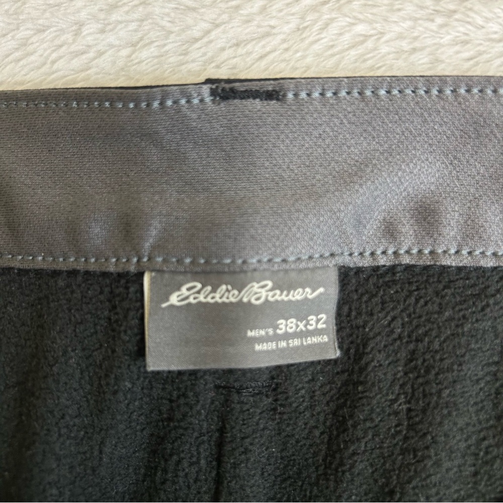 Eddie Bauer Men's Pants Size 38x32 Black Fleece Lined Straight Leg Pockets - Picture 10 of 11